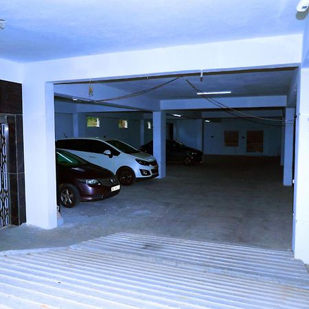 Sri Nilayam Inn Tirupati Eksteriør bilde