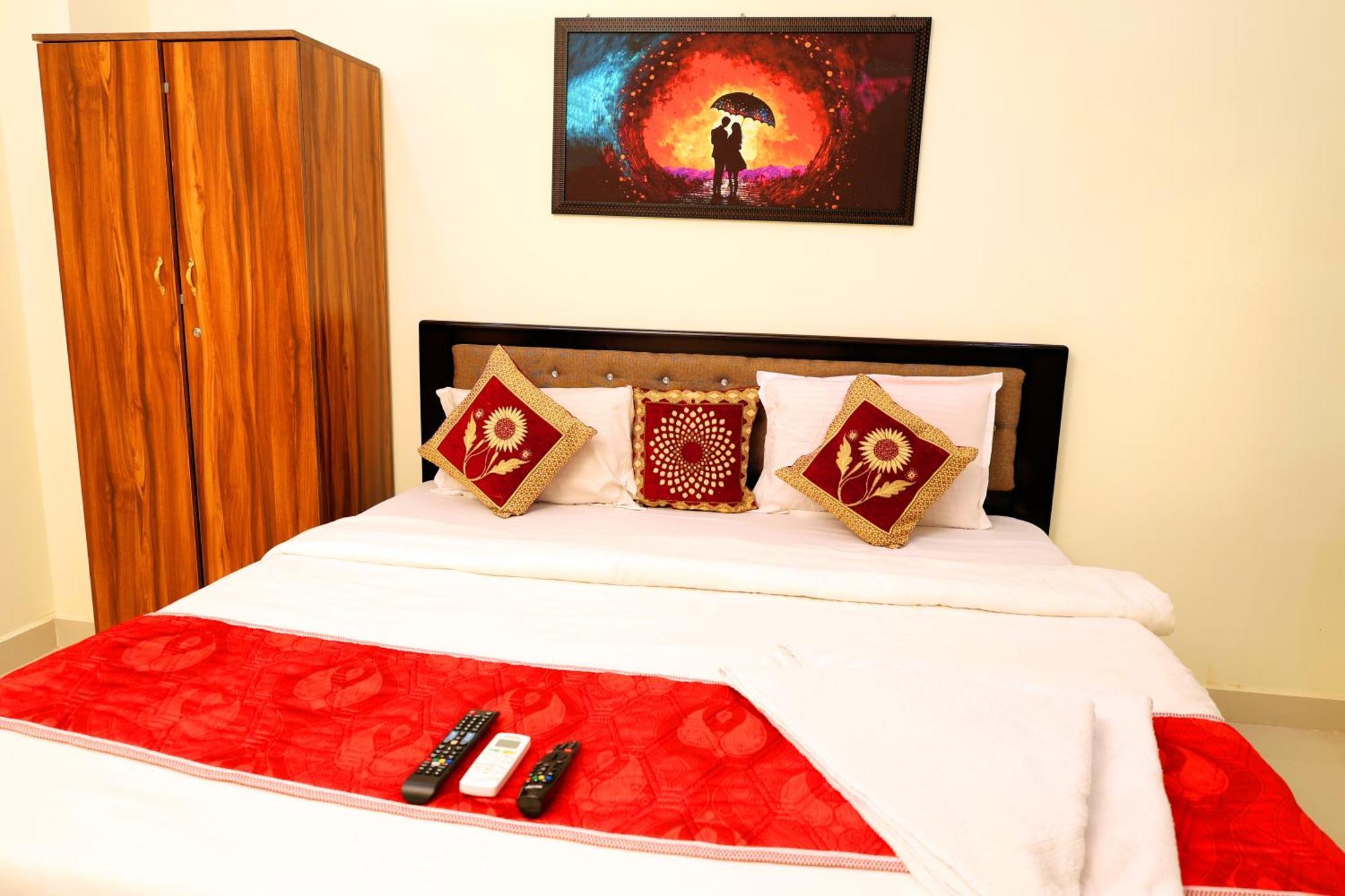 Sri Nilayam Inn Tirupati Eksteriør bilde