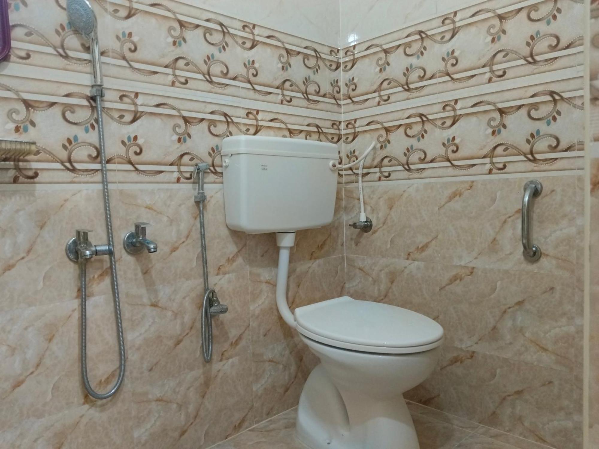 Sri Nilayam Inn Tirupati Eksteriør bilde
